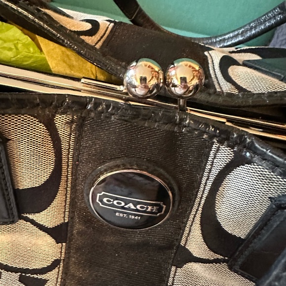 Coach Black Gray Signature Logo Canvas Kiss-lock Handbag Shoulder Bag - Picture 12 of 15